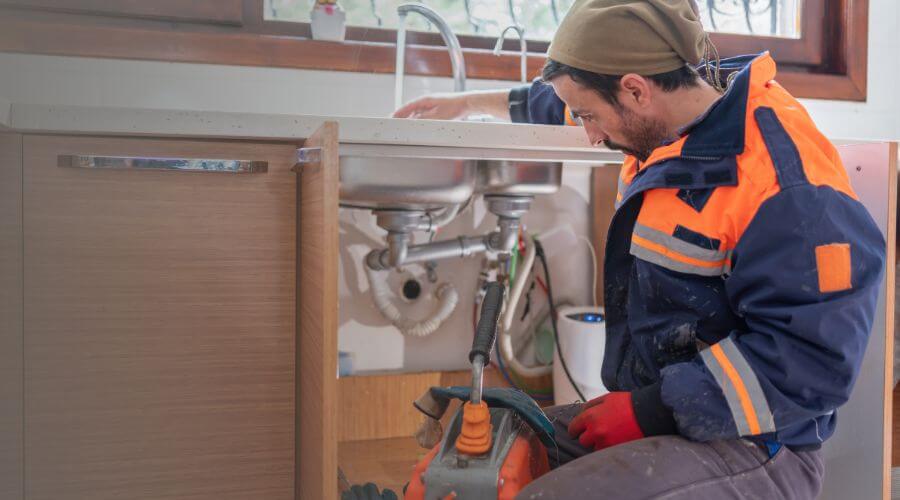 Expert burst pipe repair services in Bloomfield Hills, MI